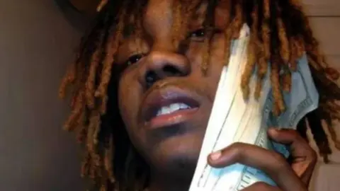 Muere el rapero Rylo Huncho tras dispararse accidentalmente en una transmisión en Tik Tok