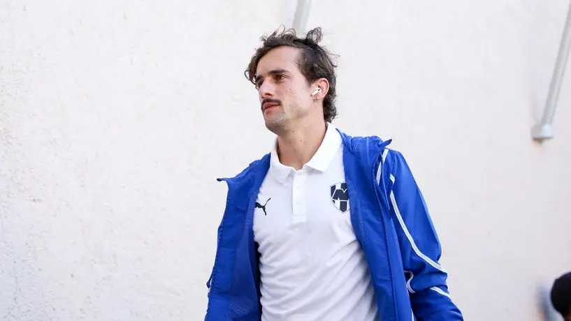 Afición de Rayados se mofa de Jordi Cortizo por criticar el Gigante de Acero