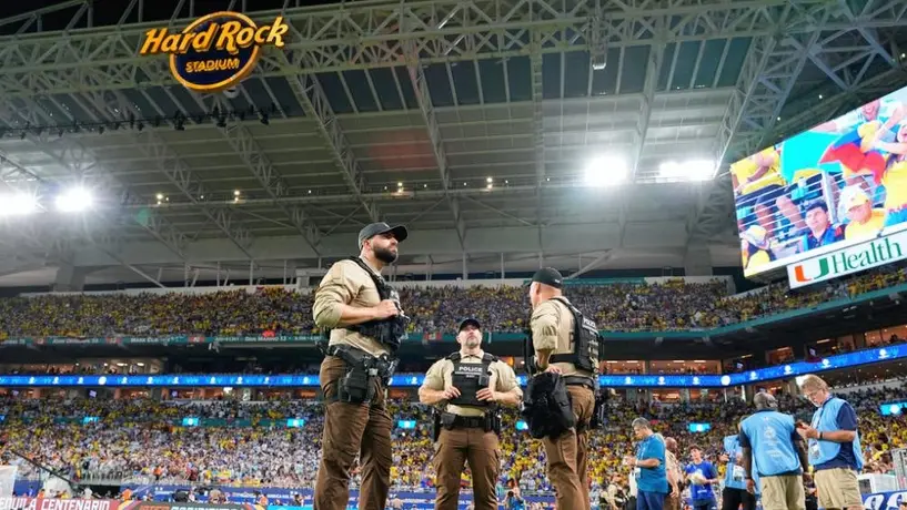 Copa América 2024: Tras caos en ingreso, policía revisó boletos de la afición en la tribuna