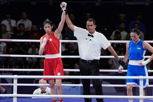 París 2024: Lin Yu Ting, involucrada en polémica por prueba de género, ganó su primer combate