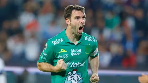 Posponen partido de despedida de Mauro Boselli por problemas de salud del argentino