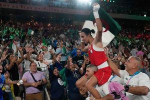 Imane Khelif sorprende con "cambio de look" tras polémica en París 2024