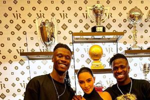 Vinicius Jr. invita a su casa a cenar a Kim Kardashian y a Eduardo Camavinga