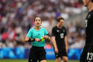 París 2024: ¡Histórica! Katia Itzel García pitará el partido por el tercer lugar en el futbol femenil