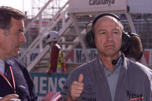 Jo Ramírez tunde a Checo Pérez tras el GP de Hungría: 'No está concentrado'