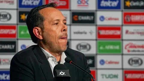 Fentanes asegura que Necaxa tiene una deuda muy grande con su afición