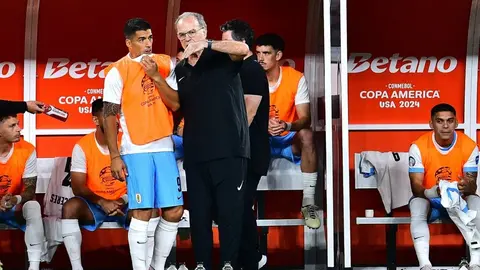 ¡Locura! La gran reacción de la afición de Uruguay al ingreso de Luis Suárez en la Copa América