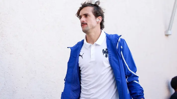 Periodista regio 'amenaza' a Jordi Cortizo por críticas al Gigante de Acero de Rayados