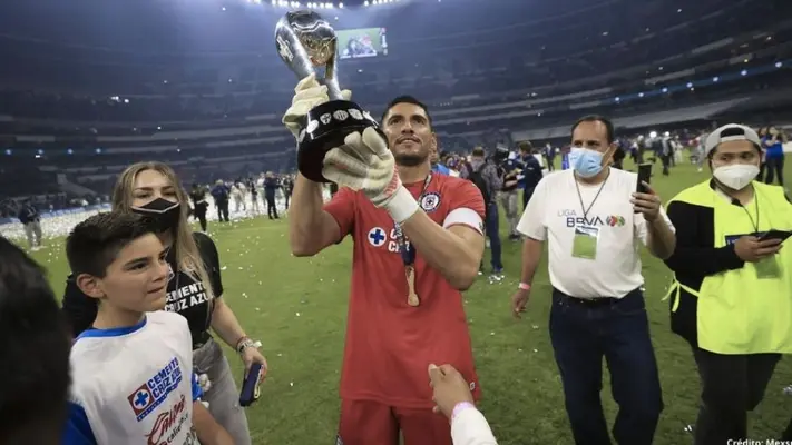Yosgart Gutiérrez reveló por qué fue relegado del arco celeste: "Habían pagado mucho dinero"