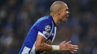 Porto podría mandar al retiro a Pepe tras la Eurocopa con Portugal