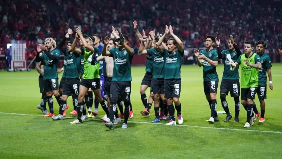 Chivas deja atrás 'Te deseo lo mejor' y adopta 'Arráncamelo' como nuevo himno