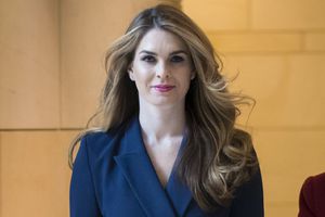 Hope Hicks, ex asesora de Donald Trump, llora en el juicio del expresidente de EU: Te contamos por qué
