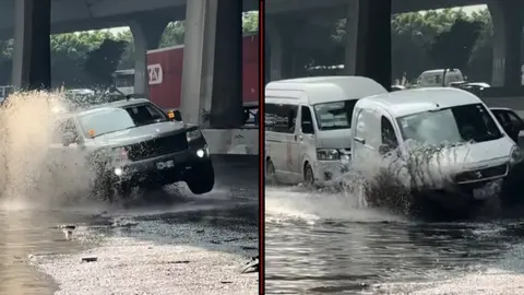¿Cómo reclamar al gobierno los daños a tu auto por caer en un bache en temporada de lluvias? Te explicamos