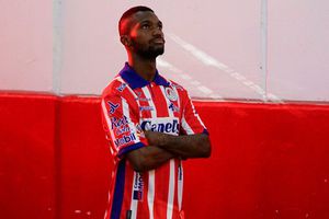 ¡Oficial! Vitinho deja a los Xolos y firma con grande de Brasil