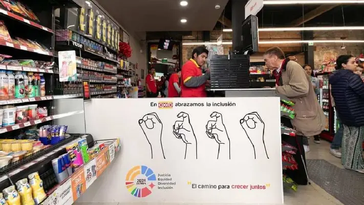 Abren Oxxo inclusivo, pensado para clientes con capacidades diferentes y condiciones especiales