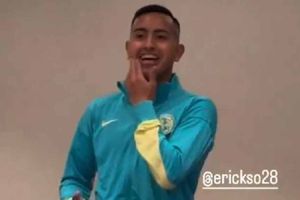 Erick Sánchez recibe su 'novatada' con América