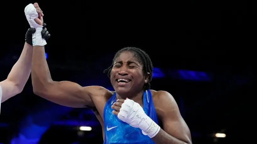 ¡Histórica! Cindy Ngamba, primera atleta en ganar una medalla para el equipo olímpico de refugiados