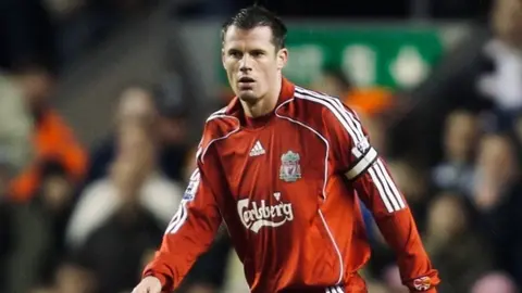 Exfigura del Liverpool pide a futbolistas dejar de fichar por el Chelsea