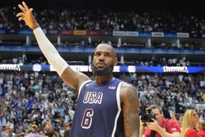 LeBron James será el abanderado de Estados Unidos para la inauguración de París 2024