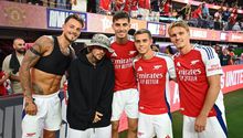 ¿Es gunner? Justin Bieber se reúne con jugadores del Arsenal en su pretemporada en Estados Unidos
