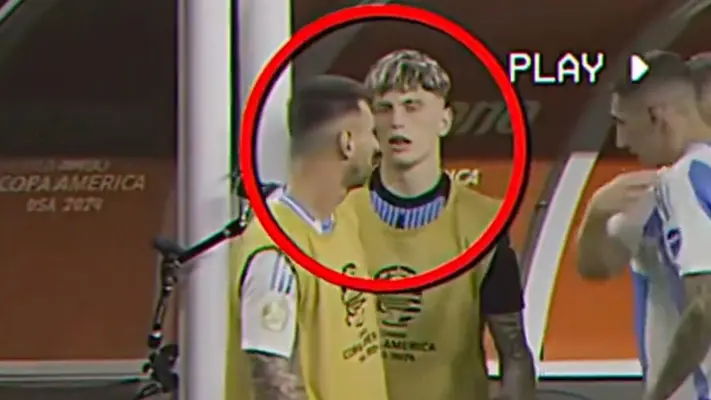 Garnacho desmiente un video donde supuestamente ignora a Lionel Messi en la Final de la Copa América