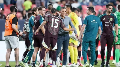 Afición protagoniza bronca en las gradas en el partido México vs Uruguay