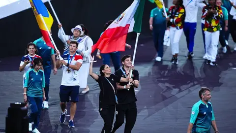 París 2024: Marco Verde y Nuria Diosdado, abanderados de México en ceremonia de clausura
