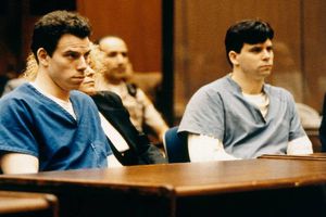 ¡Netflix lanza el primer tráiler de "Monstruos: La historia de Lyle y Erik Menéndez"!