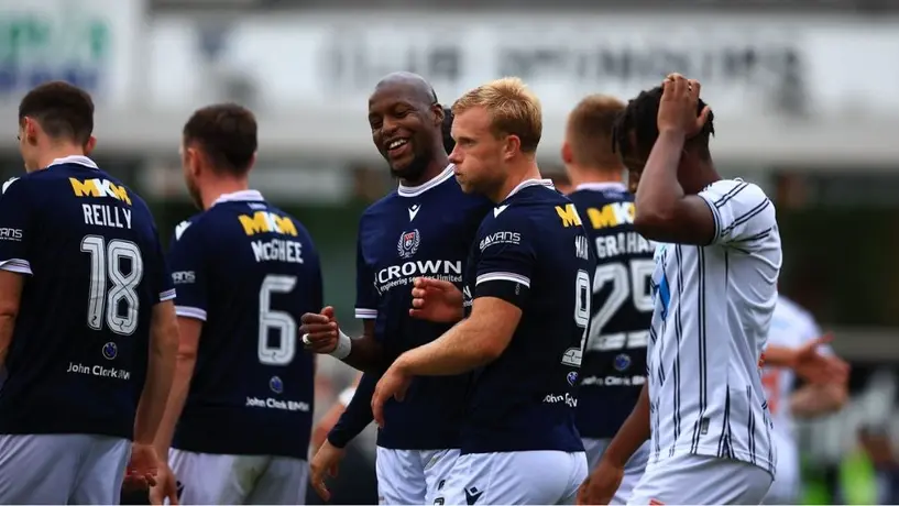 Antonio Portales marca gol en el último partido de pretemporada con el Dundee FC