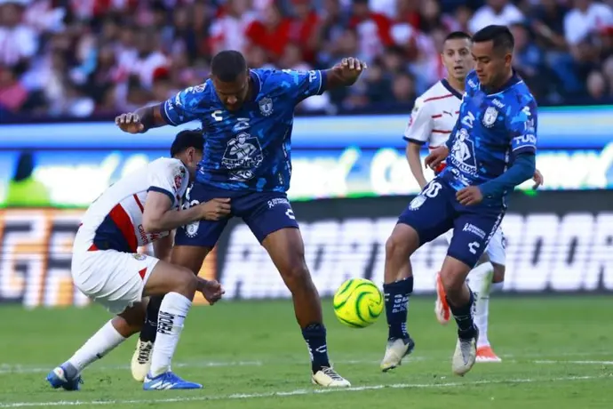 Pachuca "reforzará" a Real Oviedo si se da el ascenso en España