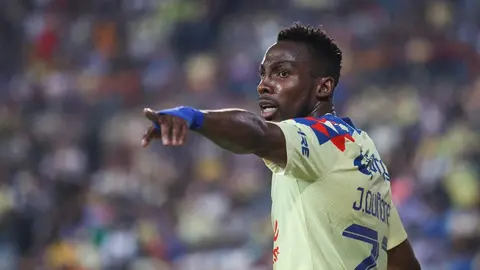 ¡Cambios en América! Quiñones regresa a la titularidad contra Chivas; Igor es baja