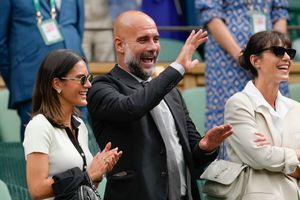 ¡Presente! Pep Guardiola asiste a Wimbledon para ver el Djokovic vs Popyrin