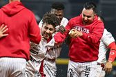 ¡A la Diabla, otra vez! Diablos Rojos deja tendido en el terreno a Conspiradores por 2do juego seguido