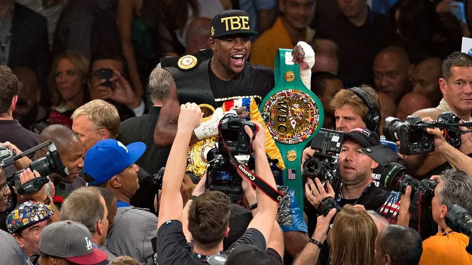 ¿Dónde está Floyd Mayweather Jr.? El boxeador no se presentó al anuncio de su pelea en CDMX