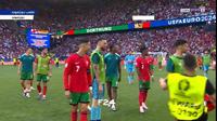 ¡Entrada de roja! Seguridad del estadio 'tackleó' a  Gonçalo Ramos al término del partido de Portugal