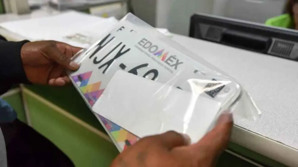 Edomex perdona adeudos por tenencias, refrendo de placas y otros cargos ¡Checa los requisitos!