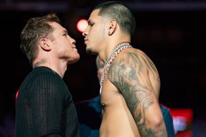 Mauricio Sulaimán tras comportamiento de Canelo en contra de Berlanga: 'Ojalá recapacite'