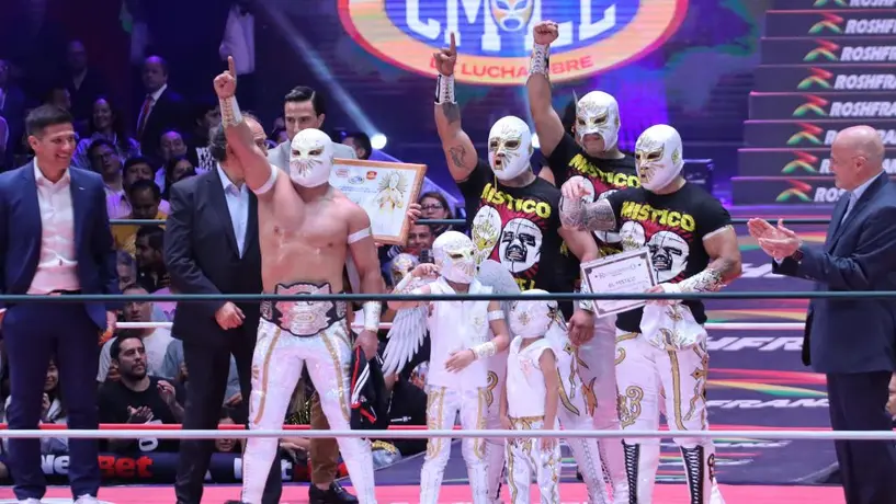 Místico celebró a lo grande su 20 Aniversario, en la Arena México