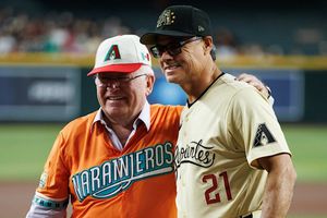 Diamondbacks de Arizona festejaron la Noche de la Herencia Mexicana en Chase Field