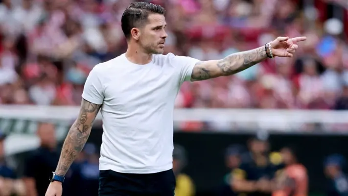 ¿Cómo le va a Chivas con sus técnicos debutantes en la Liguilla de la Liga MX?