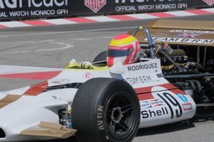 Adrián Fernández cierra en sexto lugar la práctica libre del Gran Premio Histórico de Mónaco