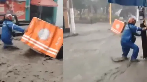 VIDEO: Mototaxista arriesga su vida para rescatar su mototaxista que fue arrastrado por corriente
