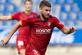 Jugador de Osasuna dura dos minutos en el partido tras ser lesionado por su compañero