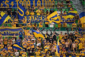 Vendedor de cervezas del Estadio Universitario denuncia aficionados que se fueron sin pagar