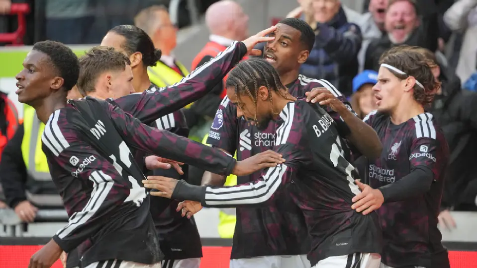 Liverpool festeja ante el Brentford en la Jornada 7 de la Premier League | AP