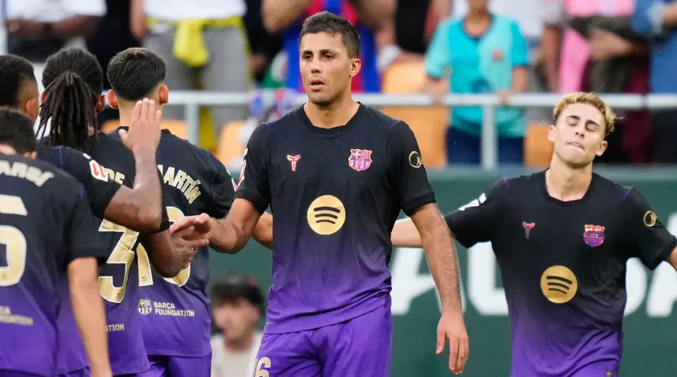 Rodri celebra su primer gol con el Barcelona | AP