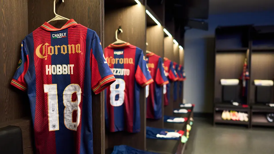 ¡Leyenda! Así fue la dedicatoria especial del Atlante al Hobbit Bermúdez ante Pumas