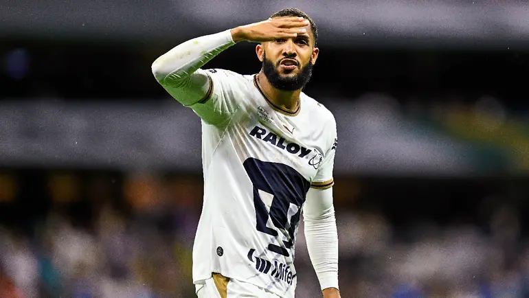 Juninho, jugador de Pumas, en festejo de gol ante Atlante, en el Apertura 2026 | IMAGO7