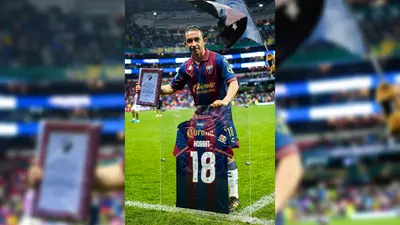 Atlante homenajea al Hobbit Bermúdez con un reconocimiento especial