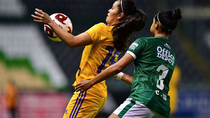 Claudia Cid en partido con León en la Liga MX Femenil | MEXSPORT